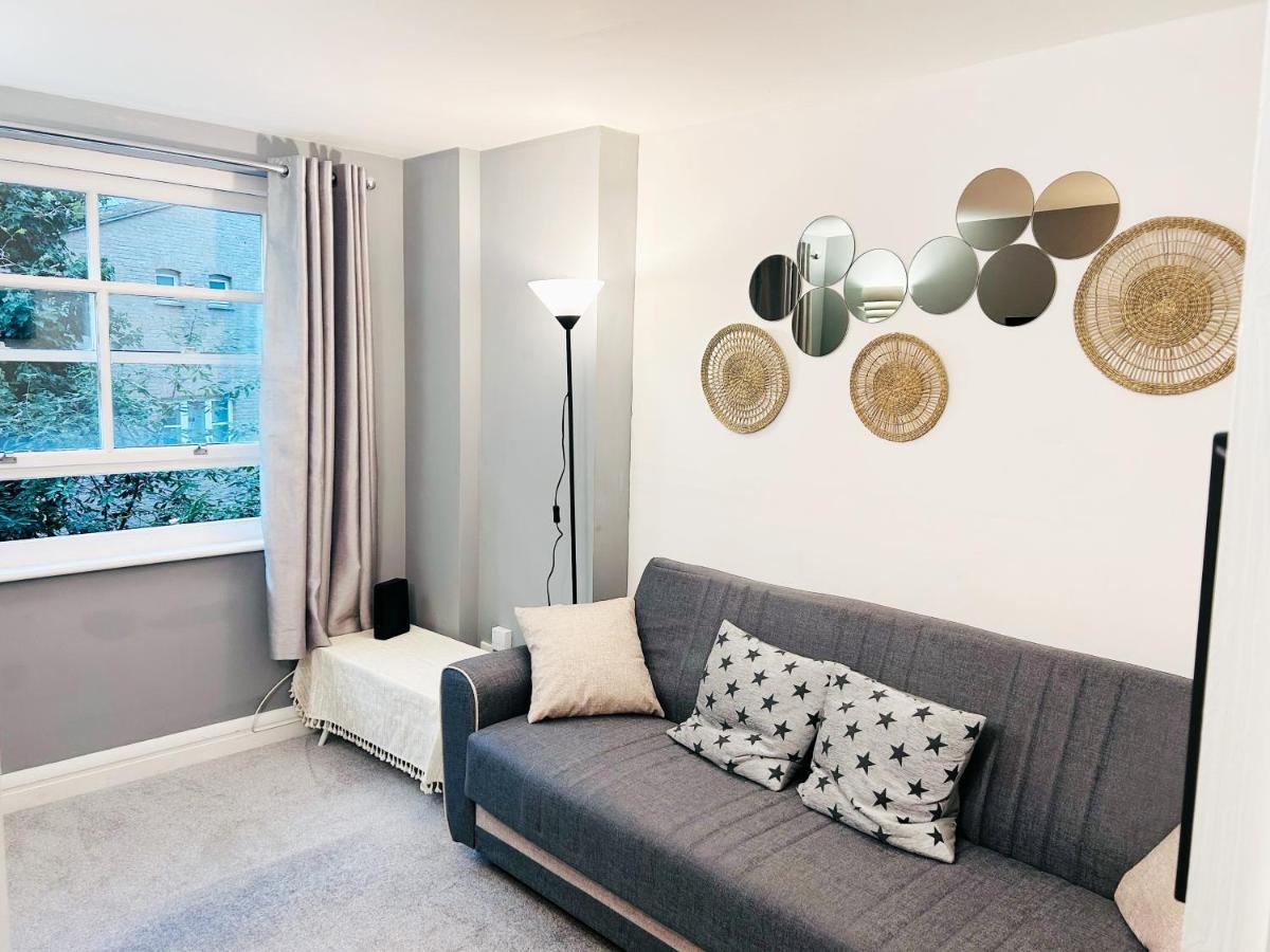Apartment Amazing Flat Near South Kensington - 2 To 3 Bedrooms *